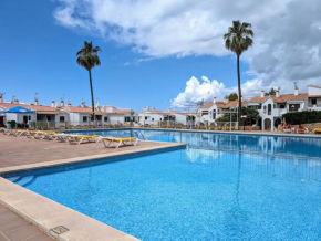 Apartamento turístico en Son Bou con vistas al mar